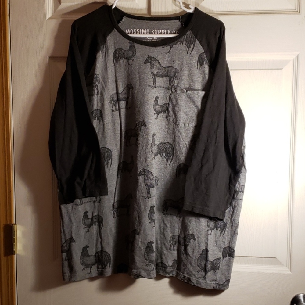 Mens mossimo tshirt
